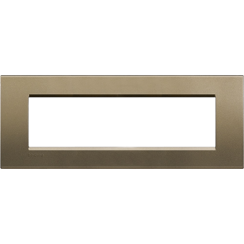 Placca quadrata 7 moduli metallo design Square per installazioni elettriche