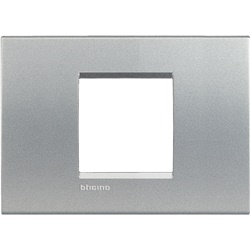 Placca quadra 2 moduli centrati tecnopolimero per installazioni elettriche BTILNA4819TE