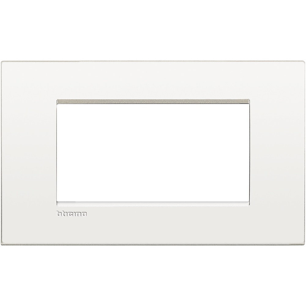 Placca a incasso 4 moduli bianco puro metallo per impianti elettrici residenziali e commerciali