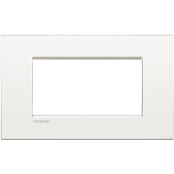 Placca a incasso 4 moduli bianco puro metallo per impianti elettrici residenziali e commerciali
