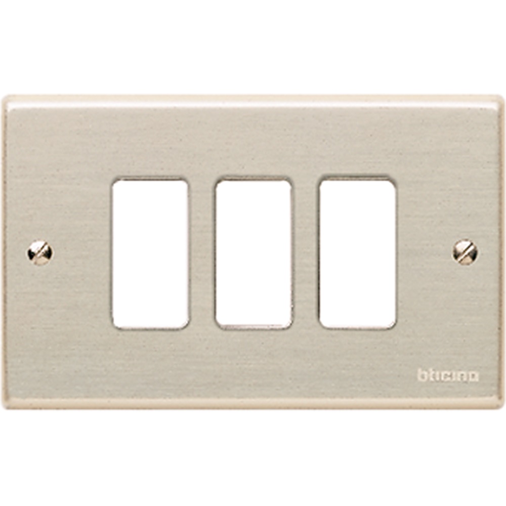 Placca Magic 3 moduli alluminio anodizzato incasso elettrico
