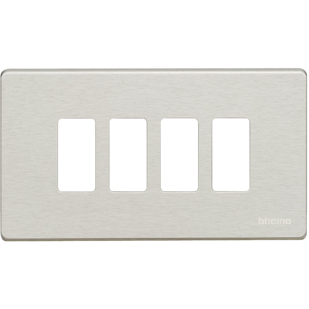Placca incasso 4 posti alluminio Oxidal con sottoplacca isolante per impianti elettrici modulari