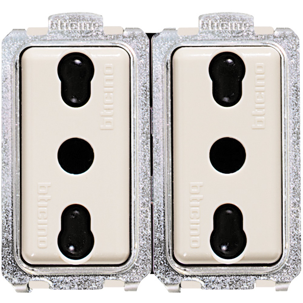 Presa duplex bipasso 2P+T 10/16A con morsetti supplementari per uso domestico e professionale