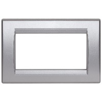 Placca da incasso 4 moduli Light Tech design moderno per impianti elettrici interni