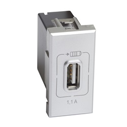 Caricatore USB Tech 5V 1500mA per dispositivi elettronici domestici e professionali