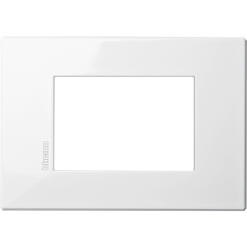 Placca Axolute Air 3 moduli bianca metallo per impianti elettrici residenziali e professionali