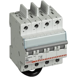 Sezionatore modulare 63A 800VDC per impianti fotovoltaici e sistemi accumulo