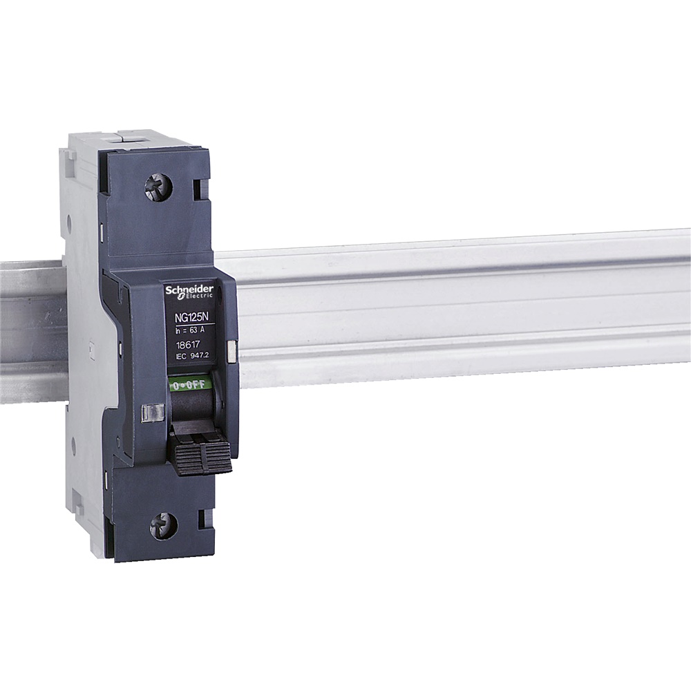 Interruttore magnetotermico 1P 32A curva C protezione cortocircuito industriale