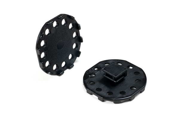 Basetta 36x36 mm PA66 per fissaggio adesivo superfici irregolari settore ferroviario e energie rinnovabili