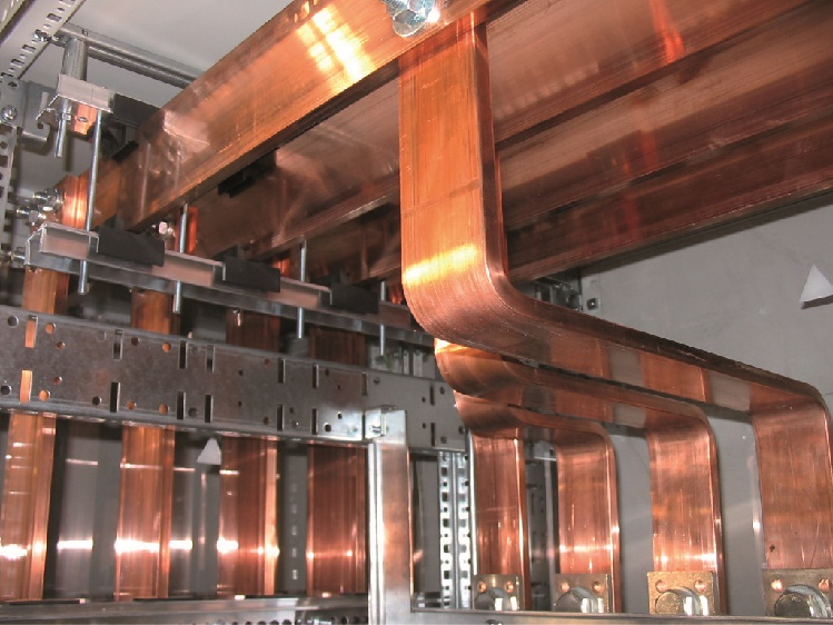 Barra rame piena 25x5 mm lunghezza 1750 mm per applicazioni elettriche industriali e commerciali
