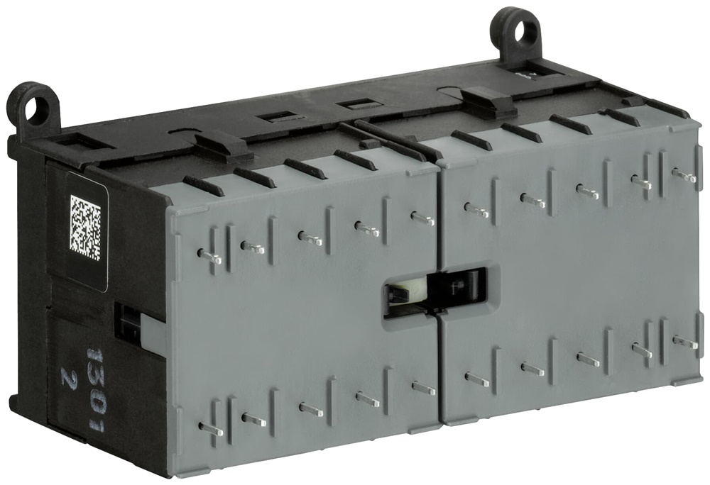 Mini Reversing Contactor VB6A 24V AC 3NO 0NC con interblocco per controllo motori trifase fino 4 kW uso residenziale e industriale
