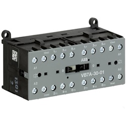 Mini Reversing Contactor VB7A 220-240V 3 Poli 3 NO 0 NC Montaggio Rail/Wall uso residenziale e industriale fino 5,5 kW
