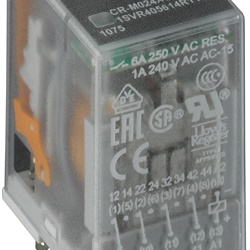 Relè interfaccia pluggable 4 contatti 250V 6A controllo 120VAC per installazioni elettriche
