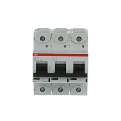 Interruttore automatico 3 poli D16 16A 36kA alta prestazione uso residenziale industriale