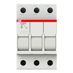 Sezionatore elettrico tripolare 32A E 93/32 protezione sovracorrente impianti residenziali industriali