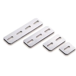 Piastrina forata acciaio zincato 3 fori 115mm fissaggi impianti elettrici