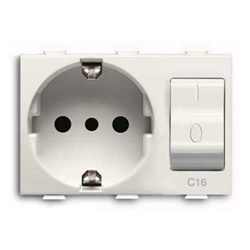 Presa elettrica 2P+E 16A 250V con interblocco e magnetotermico integrato P30 bianca