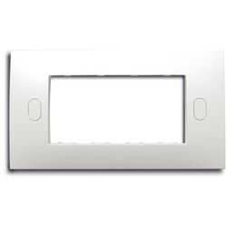 Placca autoportante 4 moduli bianco RAL9016 per installazioni elettriche incasso