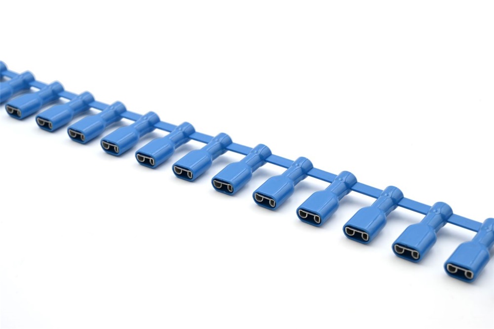 Innesto femmina isolato blu 6,3x0,8 mm connettore elettrico industriale