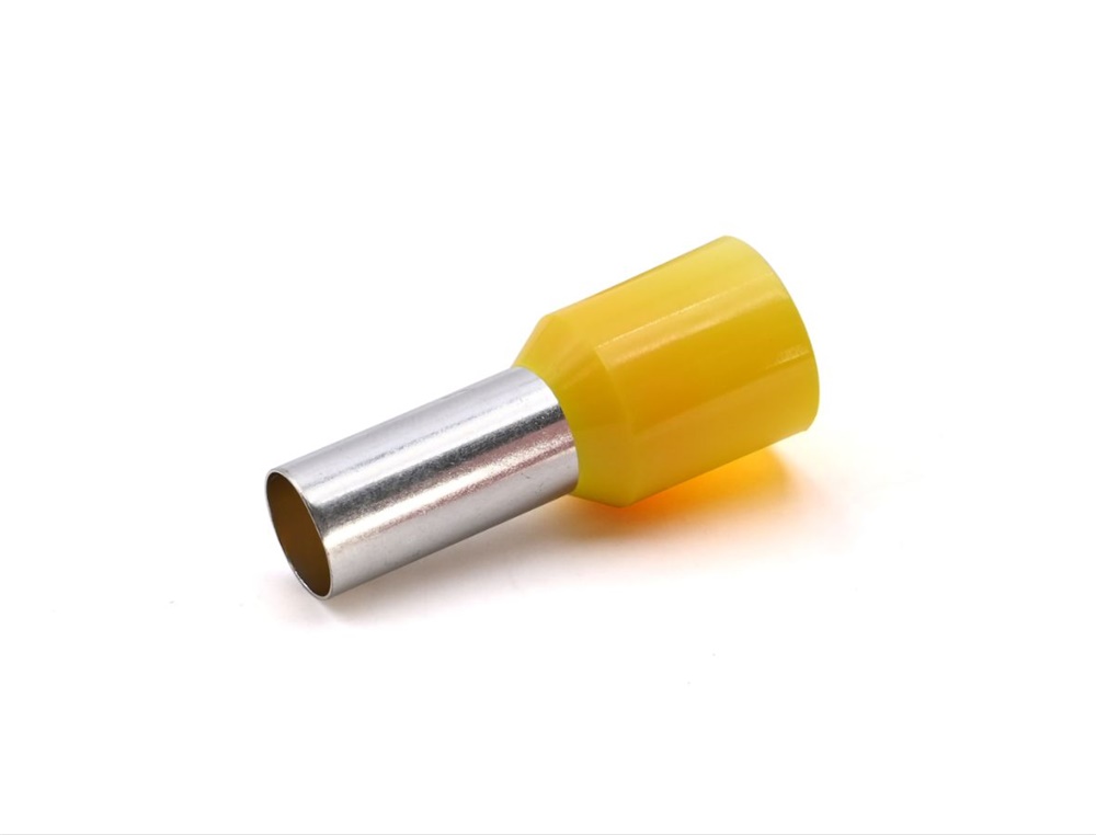 Tubetto terminale isolato PA6 giallo per cavi flessibili rame 25mmq P22mm uso elettrico industriale
