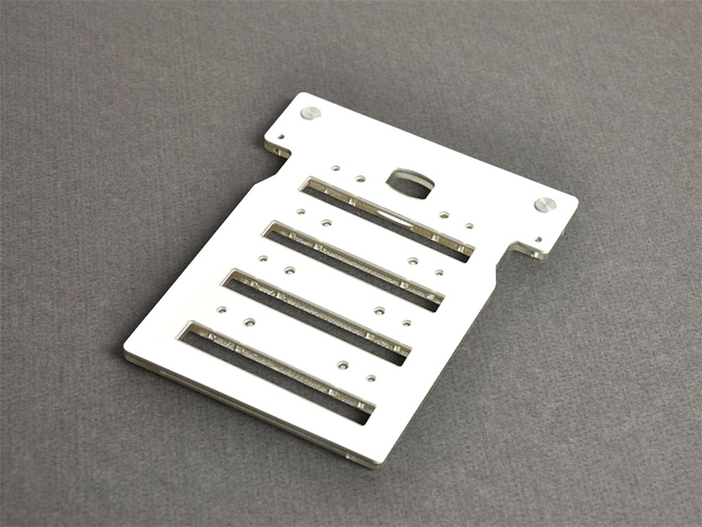 PIASTRA MG-PTM X TARGHETTE MG-TDM 4