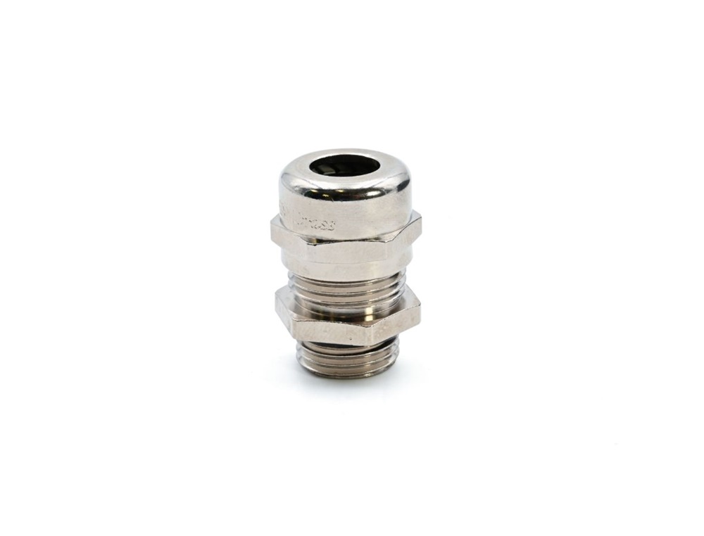 Pressacavo Maxibrass ottone nichelato M20x1,5 IP68 per installazioni elettriche