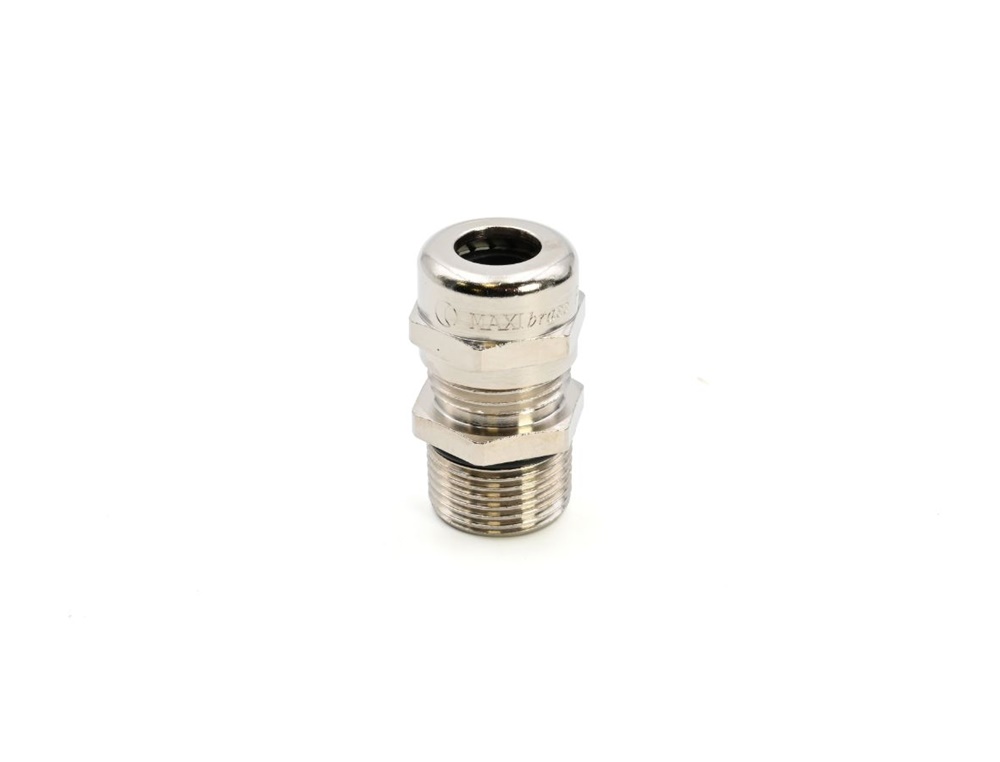 Pressacavo Maxibrass ottone nichelato filettatura lunga Pg13,5 IP68 per installazioni elettriche