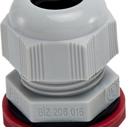 Pressacavo plastica PG 11 con anello neoprene IP68 resistente vibrazioni per installazioni elettriche
