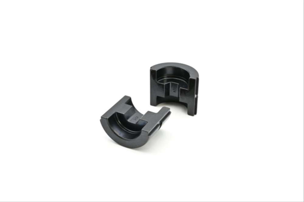 Coppia matrici esagonali 130kN DIN48083 per crimpatrice industriale