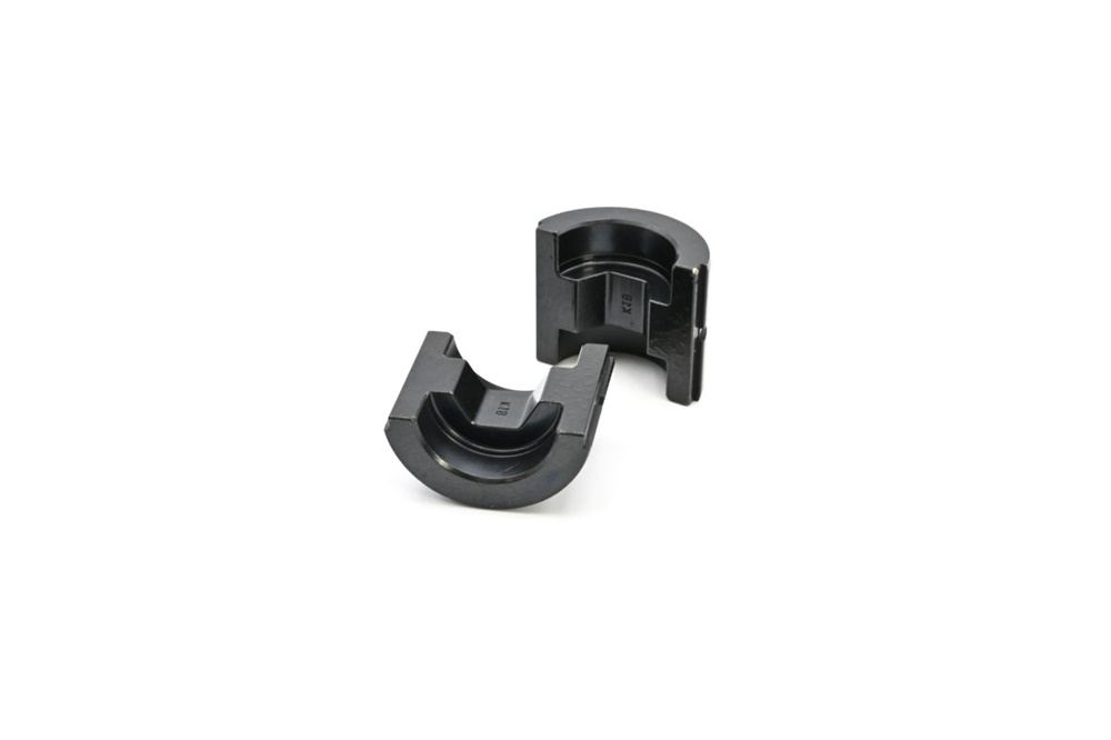 Coppia matrici esagonali 130kN DIN48083 per crimpatrice