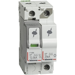 Limitatore sovratensione SPD T1+T2 12,5kA 1P+N con contatto ausiliario protezione reti TT residenziali industriali