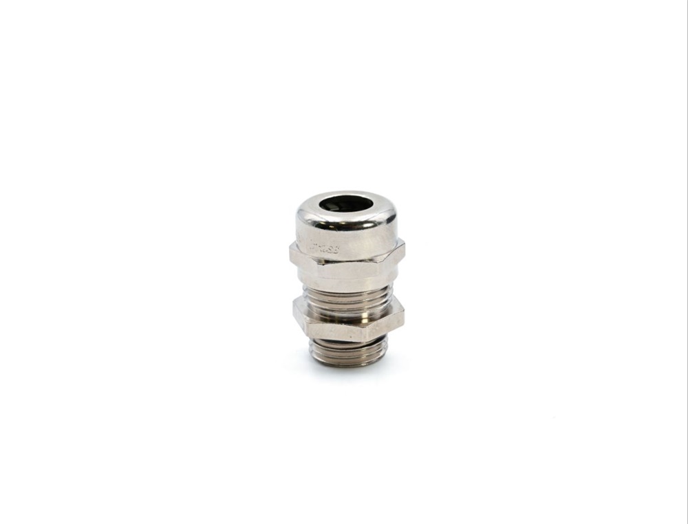 Pressacavo Maxibrass ottone nichelato IP68 per installazioni elettriche