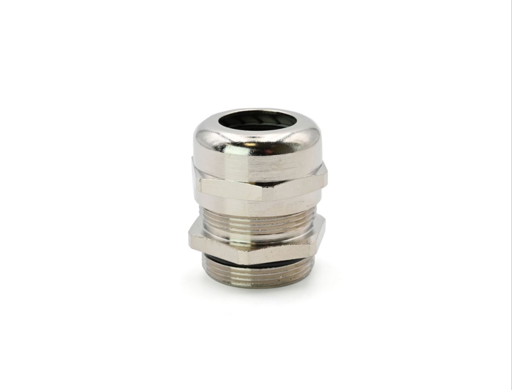 Pressacavo Maxibrass ottone nichelato ridotto IP68 per installazioni elettriche