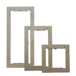 Serie Ultra - Cornice filo muro alluminio anodizzato 3 moduli, 149x329x3mm