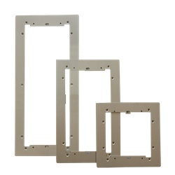 Serie Ultra - Cornice filo muro alluminio anodizzato 3 moduli, 149x329x3mm