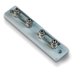 Morsettiera presa potenziale 2 poli 25 mmq acciaio inox per tubazioni elettriche Serie MPE