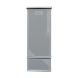 Armadio in vetroresina grigio RAL 7040 con serratura doppia chiusura unificata Enel, IP34D IK10, per contatori trifase fino a 400 Kw, montaggio a pavimento con telaio e zoccolo integrati