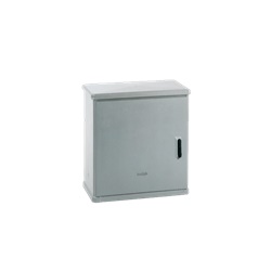 Armadio vetroresina 1 vano serratura cremonese IP44 CEI EN 62208 546x570x308 mm