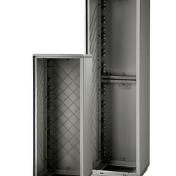 Armadio in vetroresina IP55 1390x685x460 mm senza ante per installazione industriale e commerciale
