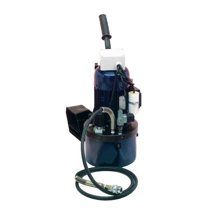 Centralina elettroidraulica 220V 1HP 550 bar con pressostato regolabile e tubo alta pressione 2m per utensili Cosmec, portatile con ruote e pedale sicurezza