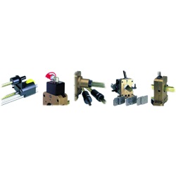 CENTRATORE SAGOMA G (EN 50035) CE