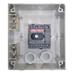 Sezionatore elettrico 4 poli 25A 415V IP65 custodia plastica per impianti industriali e civili