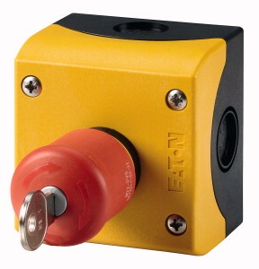 Pulsante emergenza a fungo rosso 38 mm con sblocco a chiave custodia gialla IP69K sicurezza manomissioni IEC/EN 60947-5-1