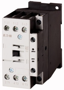 Contattore potenza 3 poli 7,5 kW 220V-690V motori trifase efficienza IE3 comando AC