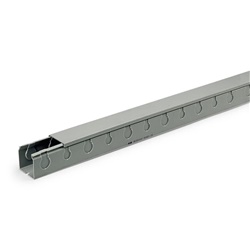 Canale forato PVC 50x50 mm per organizzazione e protezione cavi elettrici industriale
