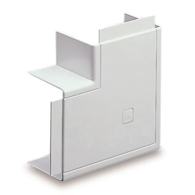 Deviazione piana 90° 150x60 mm plastica bianca IP40 per impianti elettrici