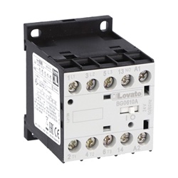 Contattore tripolare 3 poli + 1 NA 6A AC3 bobina 24VAC 50/60Hz uso industriale