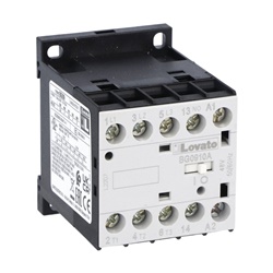 Contattore tripolare 9A AC3 bobina 24VAC 50/60Hz 1NA ausiliario uso industriale