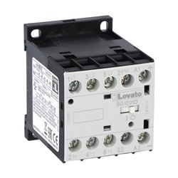Contattore tripolare 12A AC3 bobina 24V DC 1 contatto ausiliario NC uso industriale