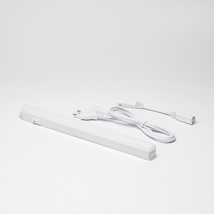 REGLETTE TUBO T5 120CM BIANCO NEUTR